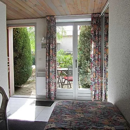De L'arzon Hotel